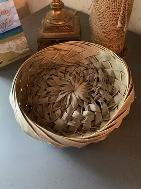 Tropical HANDWOVEN Palm frond basket from Honduras. TAN color.